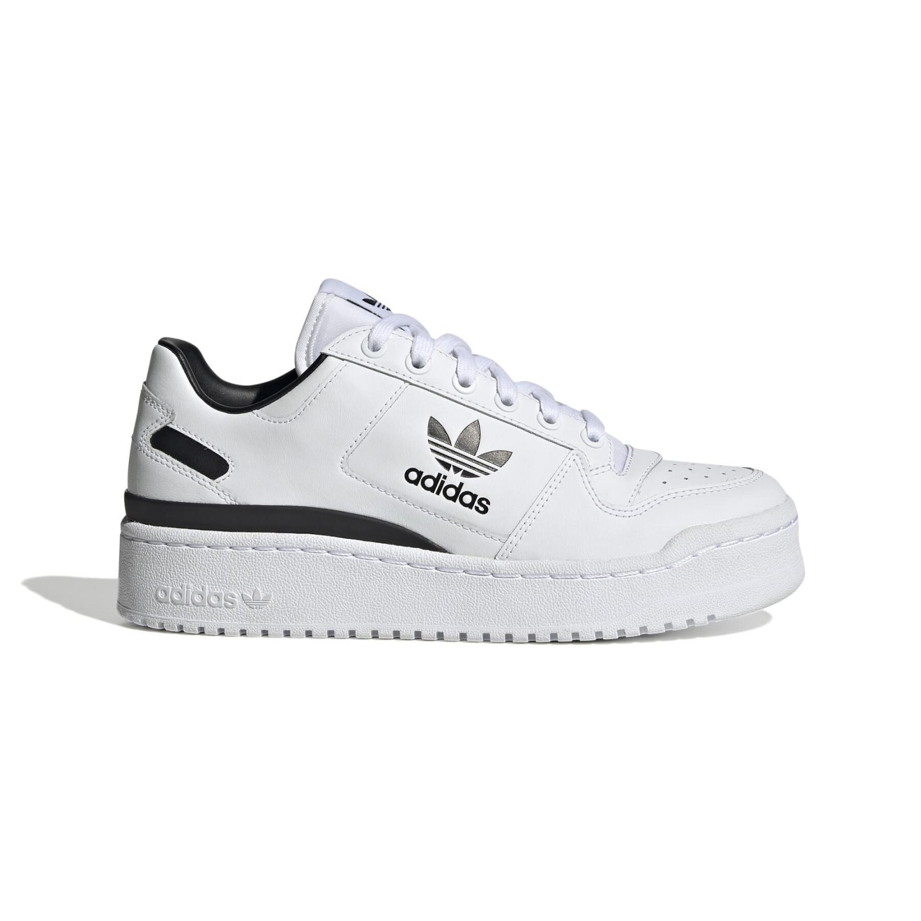 https://media.madeinparadis.com/catalog/product/cache/image/1800x/9df78eab33525d08d6e5fb8d27136e95/a/d/adidas-originals_gy5921_1_footwear_photography_side_lateral_center_view_white.jpg
