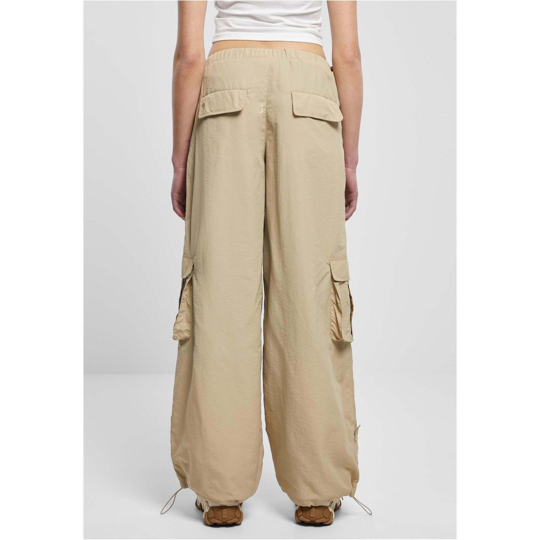Pantalon cargo nylon large froissé femme grandes tailles Urban Classics